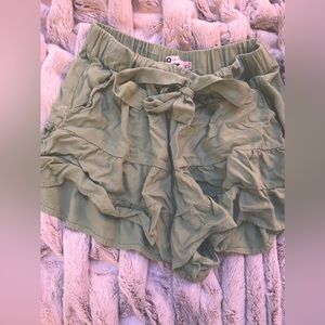 So good for life high rise ( medium shorts)